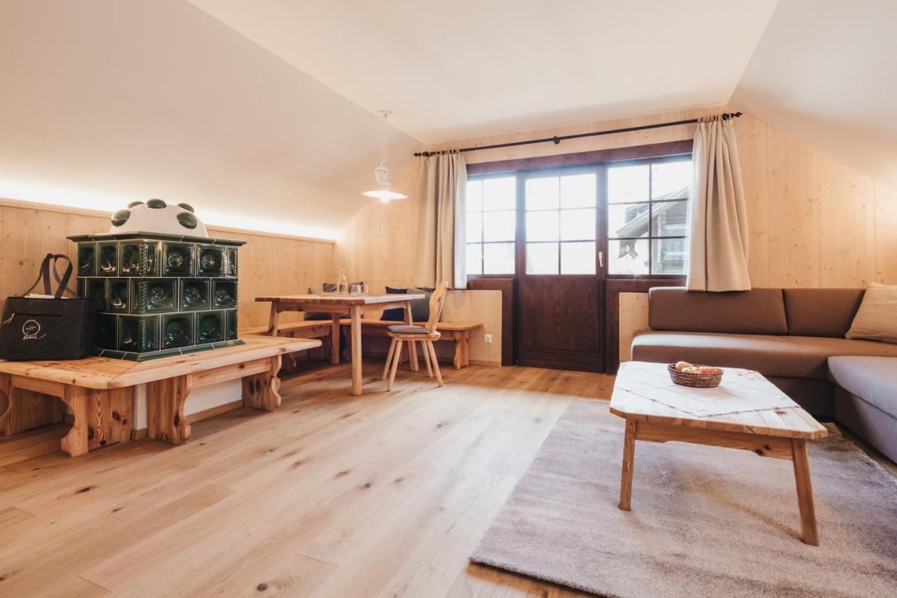 Naturel Hoteldorf Schoenleitn Latschach ober dem Faakersee Dış mekan fotoğraf