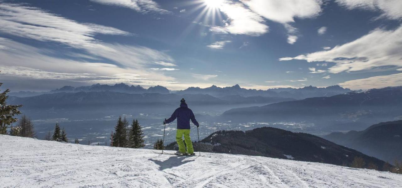 Naturel Hoteldorf Schoenleitn Latschach ober dem Faakersee Dış mekan fotoğraf