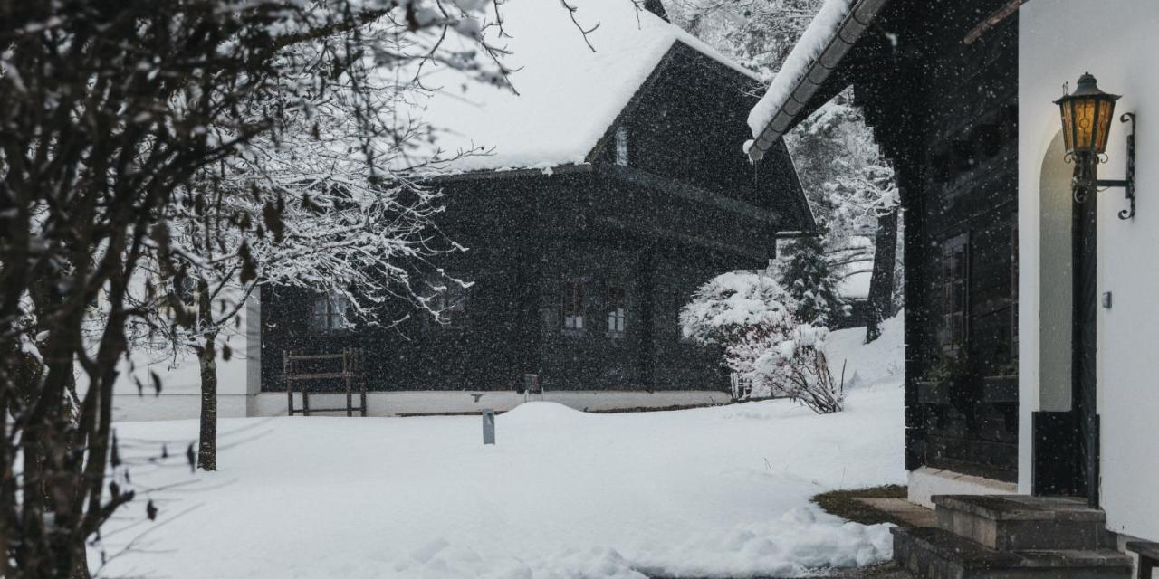 Naturel Hoteldorf Schoenleitn Latschach ober dem Faakersee Dış mekan fotoğraf