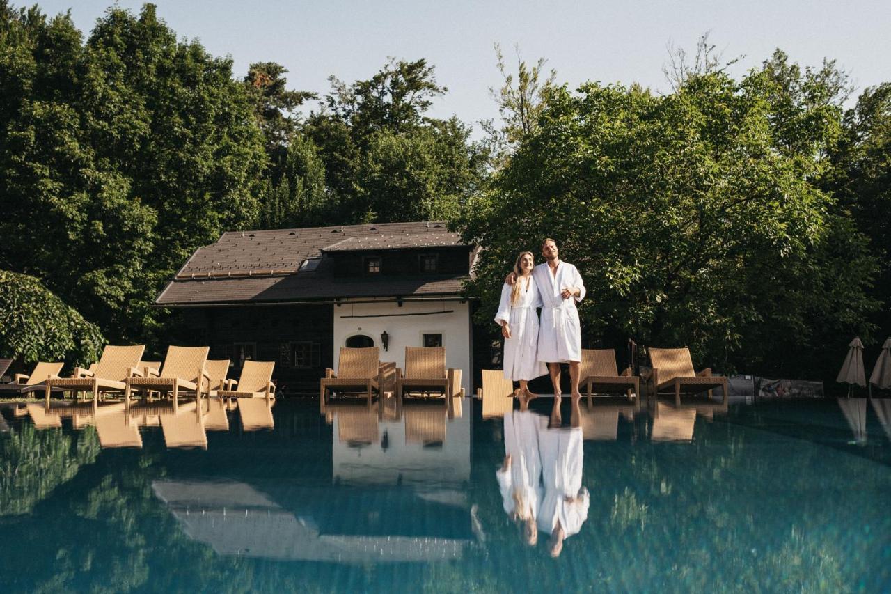 Naturel Hoteldorf Schoenleitn Latschach ober dem Faakersee Dış mekan fotoğraf